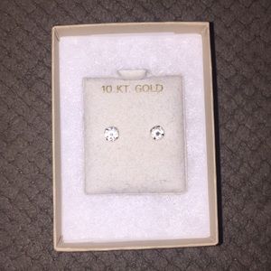 10k golden earrings with a Swarovski crystal